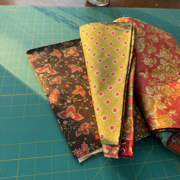 New Fabric, Sonnet By April Cornell For Moda 🧵 - Picture 7 of 8